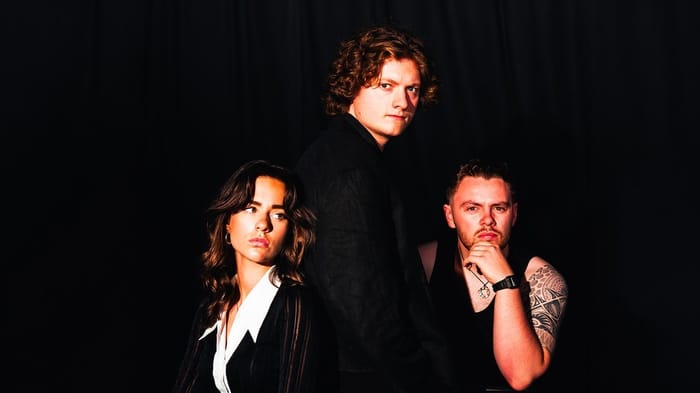 Seb Lowe, support: Kate Couriel