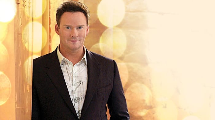 Russell Watson + Special Guest Nancy May